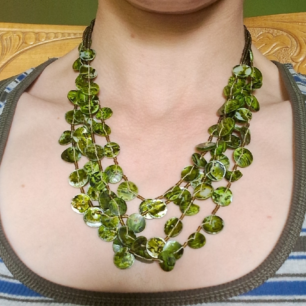 Retro Green Shell Necklace